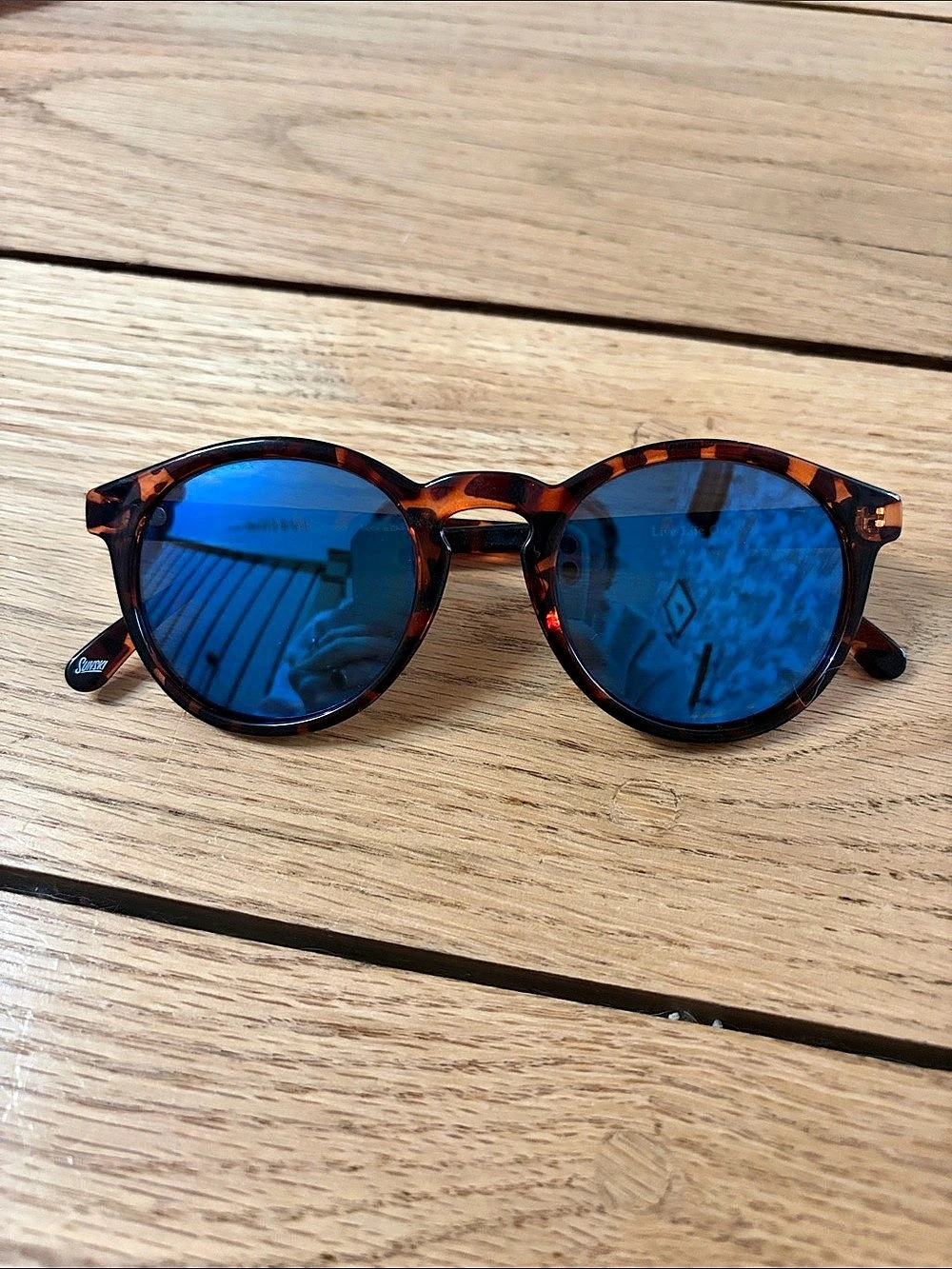 Sunski Tortoiseshell Blue Lens Sunglasses Like New